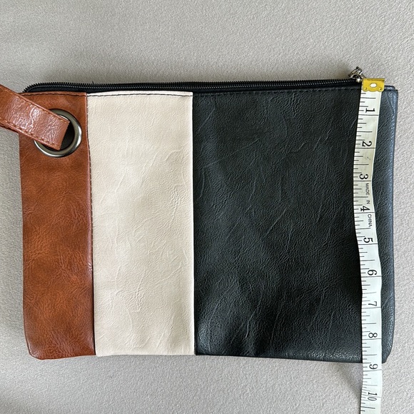 Zippered Color-block Clutch - Picture 5 of 5